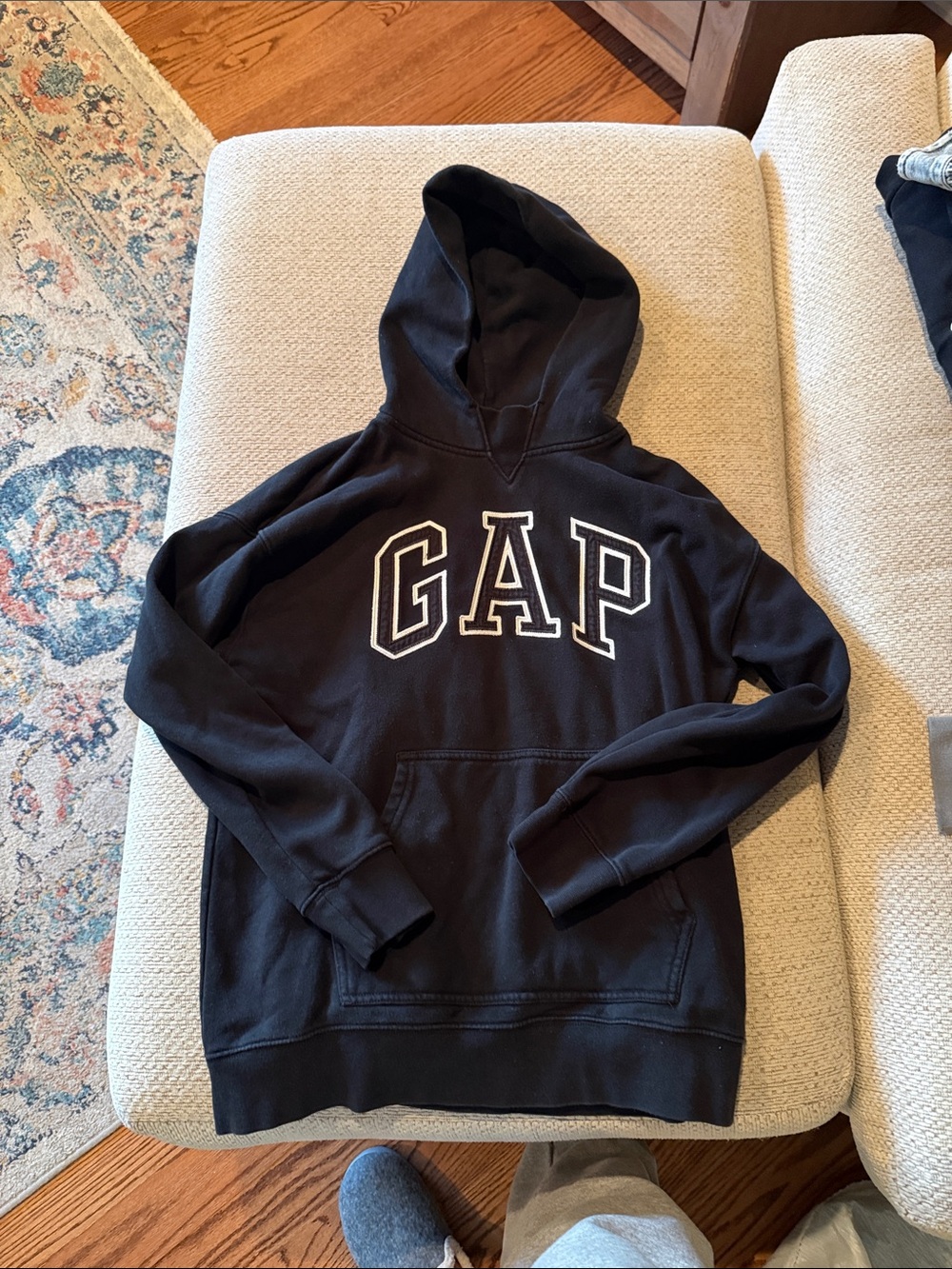 GAP teen Black Logo Pullover Hoodie
